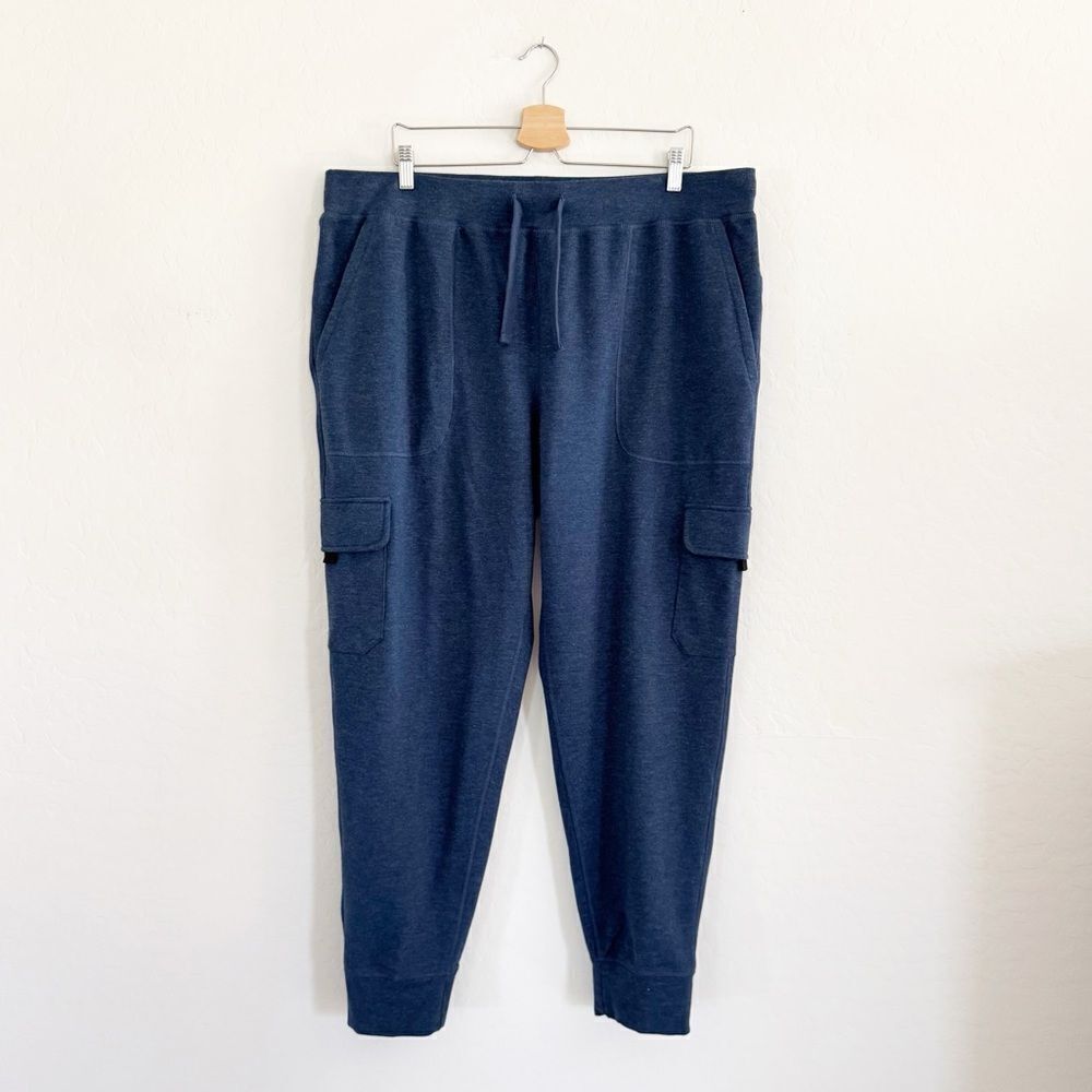 Russell Training Fit Dri Power 360 Navy Blue Cargo Gym Sweatpants Size XL - Picture 2 of 12